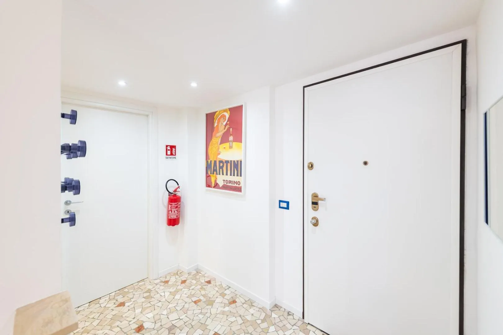 Metro M3 - 10 Min Duomo - Cozy Apt W Balcony And Ac Milánó